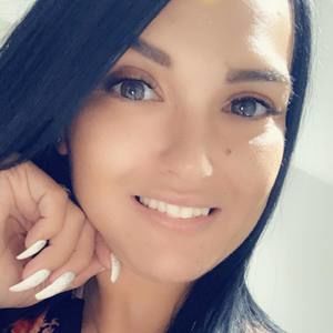 Meet your Posher, Jacqueline